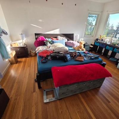 Sale Photo Thumbnail #75