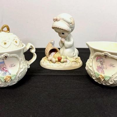Precious Moments by Enesco Faith & Hope Tableware with Figurine (1997–1998)  