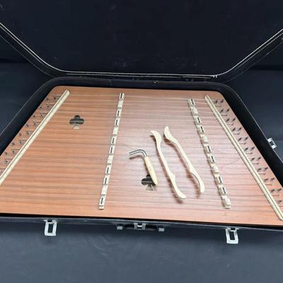 Pigeon River Hammered Dulcimer by Bob & Anne Lazenby 