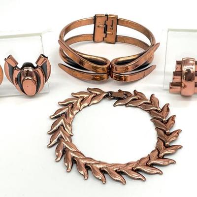 Sale Photo Thumbnail #803