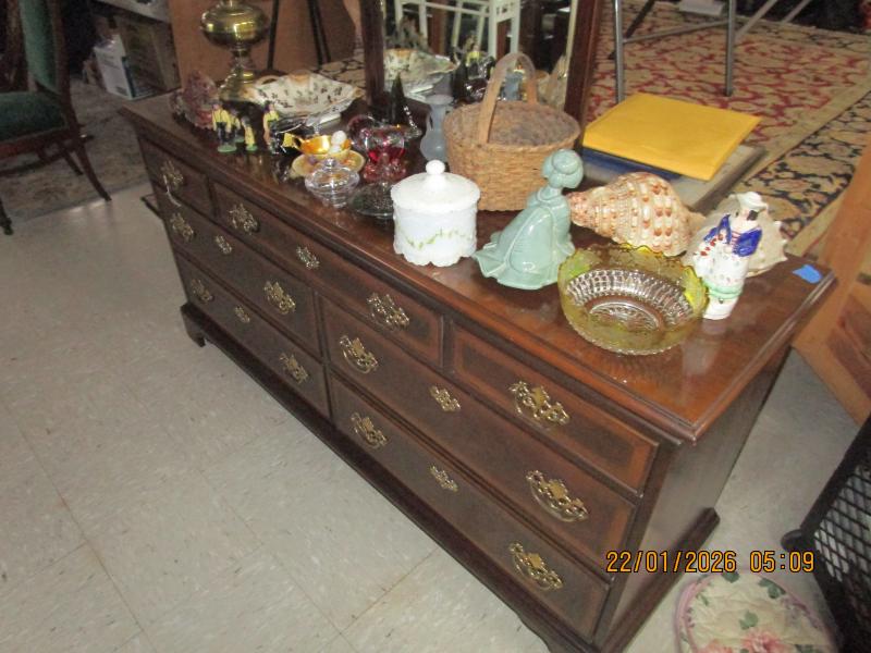 Sale Photo Thumbnail #4