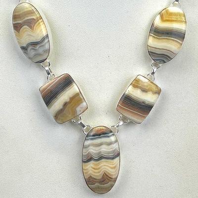 Sale Photo Thumbnail #428