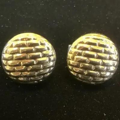 14k Gold Lever Back Earrings (5.58 Grams)