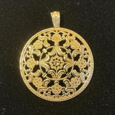 14k Gold Mandala Pendant (6.13 Grams)