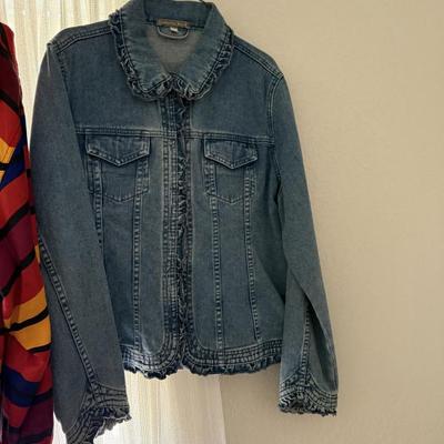 Sale Photo Thumbnail #94