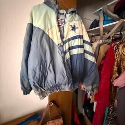 Sale Photo Thumbnail #93