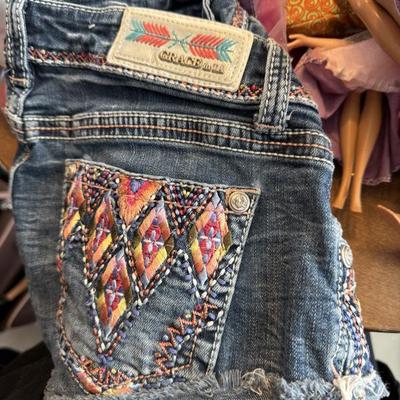 Sale Photo Thumbnail #222