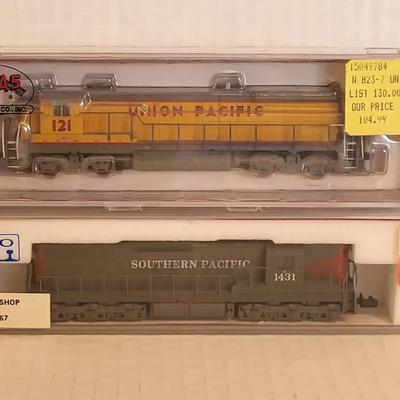 Atlas Model Trains 49784 & 4504 (BR3)