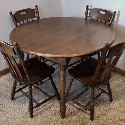 Kitchen Table & Chairs (K)