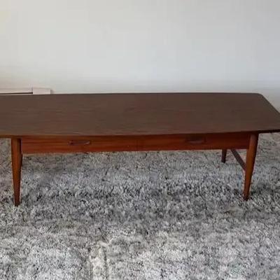 Mid-Century Modern Coffee Table With Matching End Table