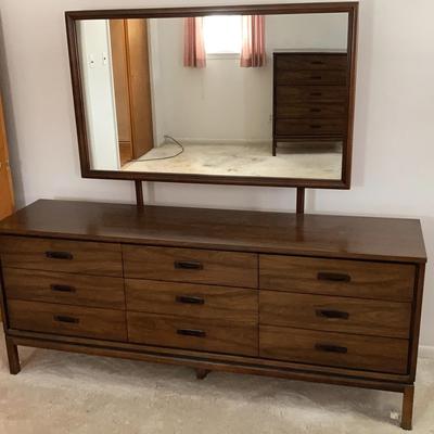 Mid-century Modern Nine-drawer Dresser With Mirror