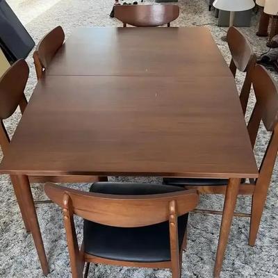Mid-Century Modern Dining Table with Leaf, Pads, and Six Original Side Chairs – 1960s Dining Set