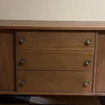 Mid-Century Modern Stanley Sideboard / Credenza – 1960s American Made Storage Cabinet