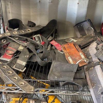 4052 • collection of tool belts