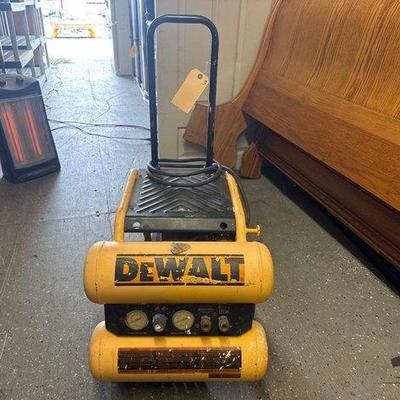5018 • dewalt 4 gallon air compressor
