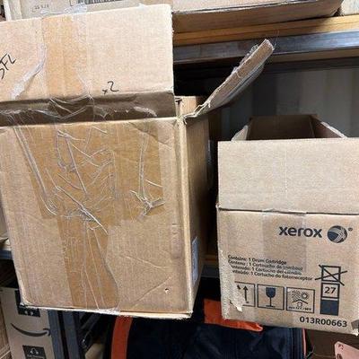 5546 • box of xerox toners and 1 black drum cartridge