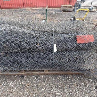 84014 • (5) rolls of chain link fence