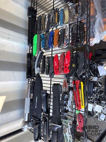 Sale Photo Thumbnail #71: 4008 • knife and flashlight collection