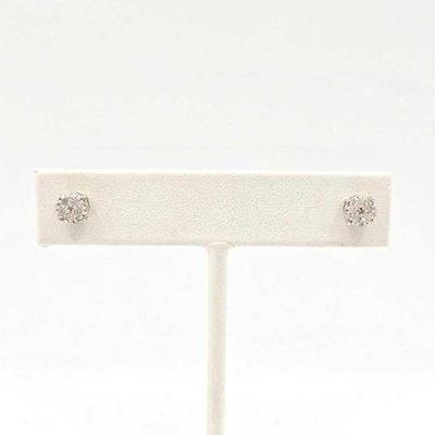 700 • 14k white gold earrings with diamonds, 1g