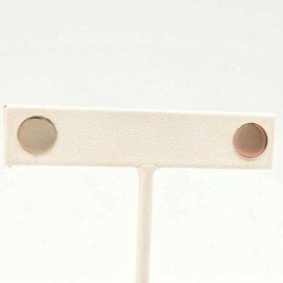 802 • 10k white gold earrings, 0.9g