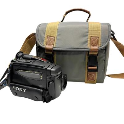 Sony Video 8 Handy Cam Video Camera (Model CCD-TR31)