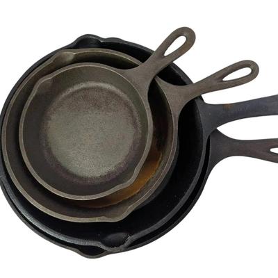 4 Lodge Cast Iron Skillets