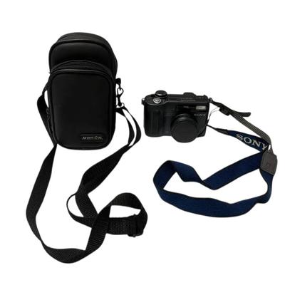 Sony Cyber-Shot Digital Camera CDSC-S851