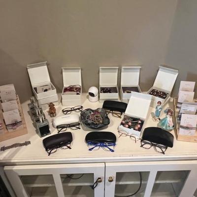 Sale Photo Thumbnail #171