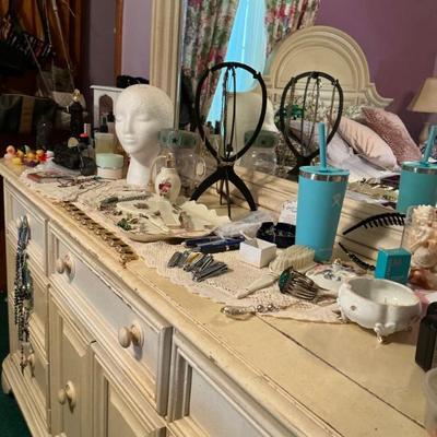 Sale Photo Thumbnail #73