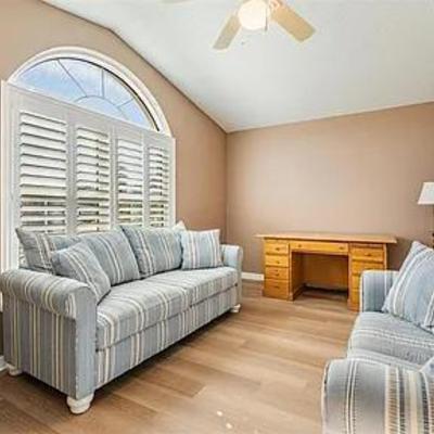 Sale Photo Thumbnail #9