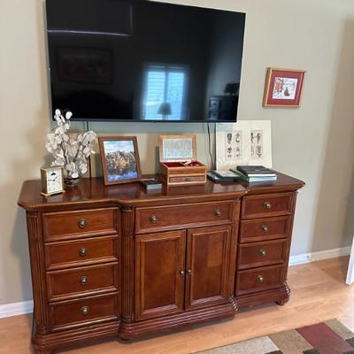 Sale Photo Thumbnail #91