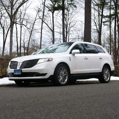 2019 LINCOLN MKT ELITE, 19k MILES, 7 PASSENGER SEATING - A single-owner car, garage kept, with a very low 19,640 miles. options include:...