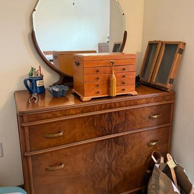 Sale Photo Thumbnail #333