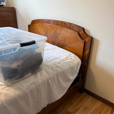 Sale Photo Thumbnail #330