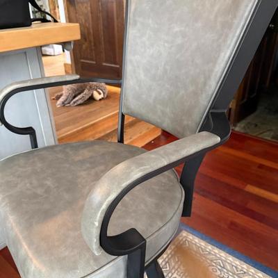 Sale Photo Thumbnail #155