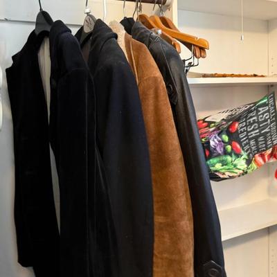 Sale Photo Thumbnail #336