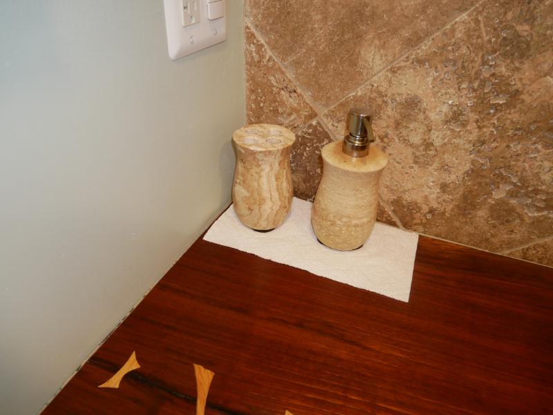 Sale Photo Thumbnail #705