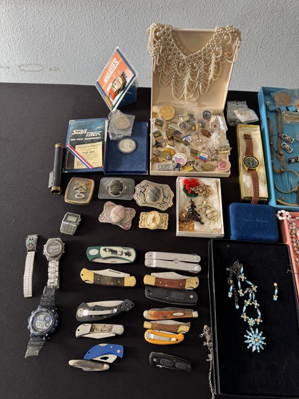 Sale Photo Thumbnail #209