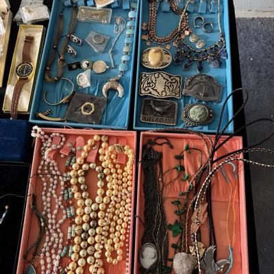 Sale Photo Thumbnail #208