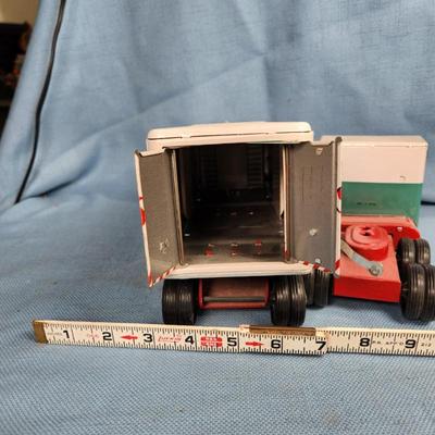 Sale Photo Thumbnail #765