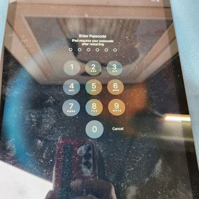 Sale Photo Thumbnail #925