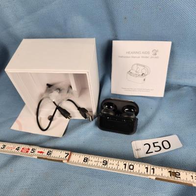 Sale Photo Thumbnail #713