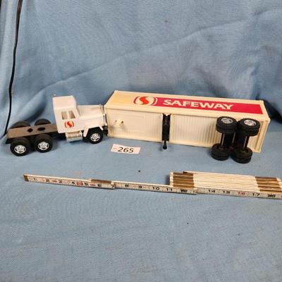 Sale Photo Thumbnail #753