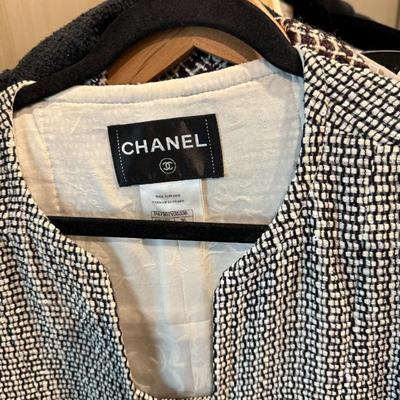 Sale Photo Thumbnail #45