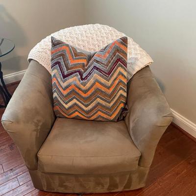 Sale Photo Thumbnail #64