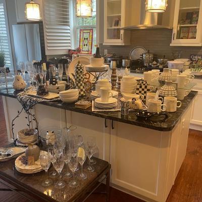 Sale Photo Thumbnail #108