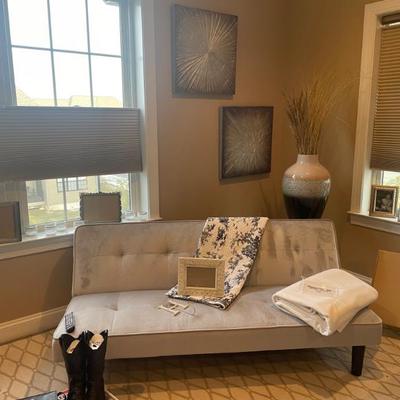 Sale Photo Thumbnail #165