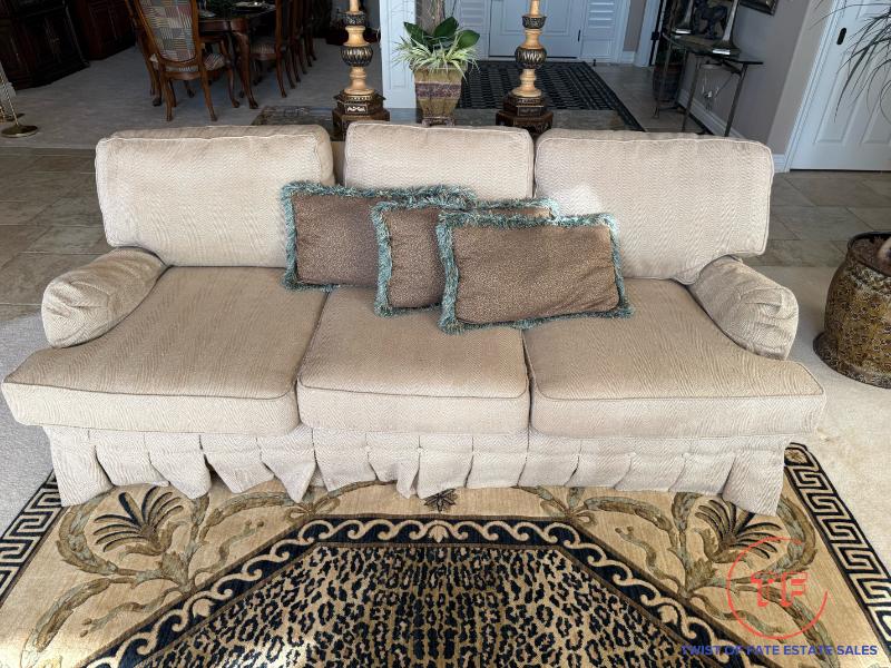 Sale Photo Thumbnail #43