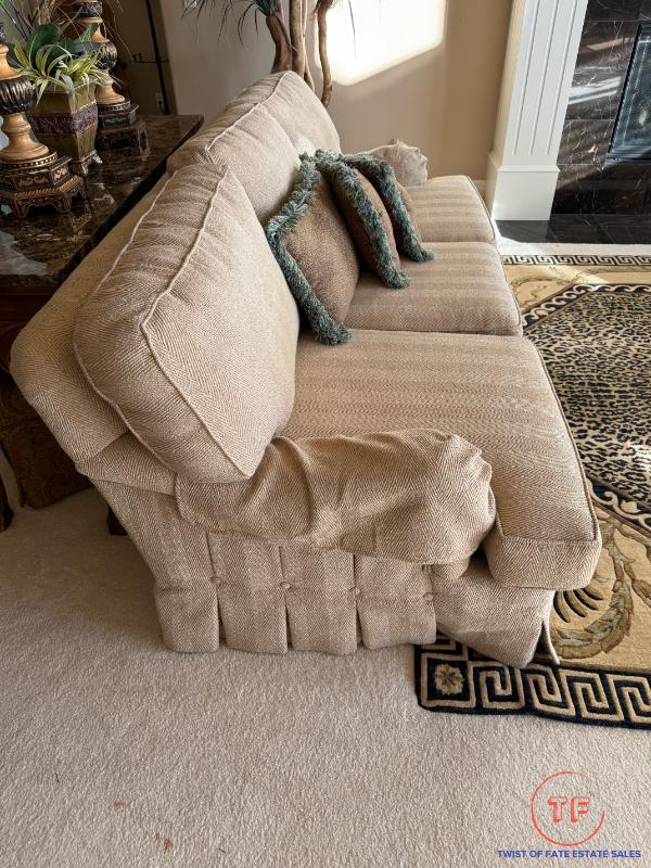 Sale Photo Thumbnail #44