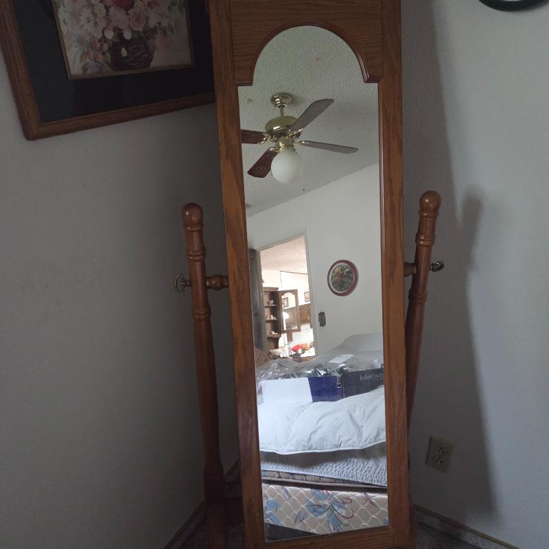 Sale Photo Thumbnail #40